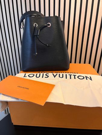 Louis Vuitton Neonoe - epi noir