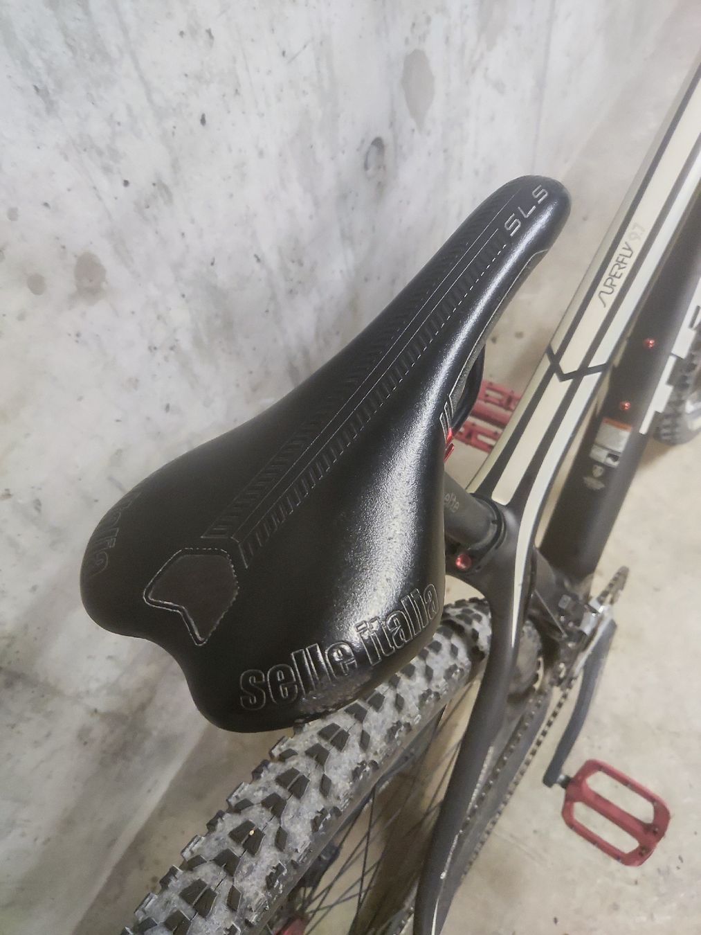 Trek Vélos: TREK CARBON SUPERFLY 9.7 – D'occasion à Wetzikon ZH par JessterOID 5