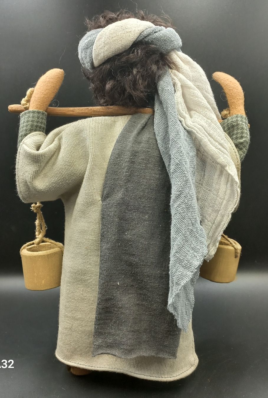 Figurines: Wunderschöne Schwarzenberger Krippenfigur / Wasserträger – Neuf avec emballage d'origine à Lachen SZ par jimmygoal13 3