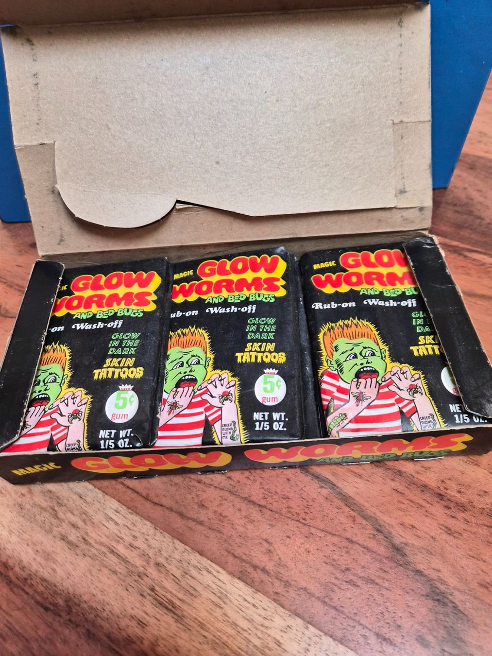 Sammelbilder & Trading cards: TRADING CARDS GLOW WORMS – Neu und originalverpackt aus Schönenberg ZH von heaangst 2