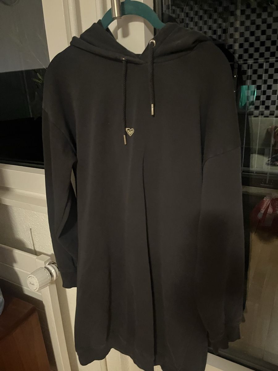 Roxy Robes: Roxy Kleid Pullover – D'occasion à Zürich par laribuechel 2