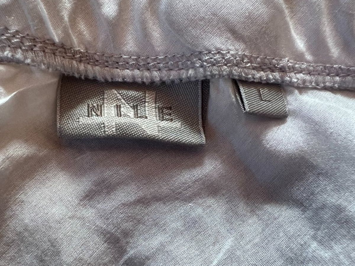 Nile Gonne: NILE Damen Rock, 30% Seide, Gr. L, Hellgrau – Usato da Worb venduto da farben20zauber 1