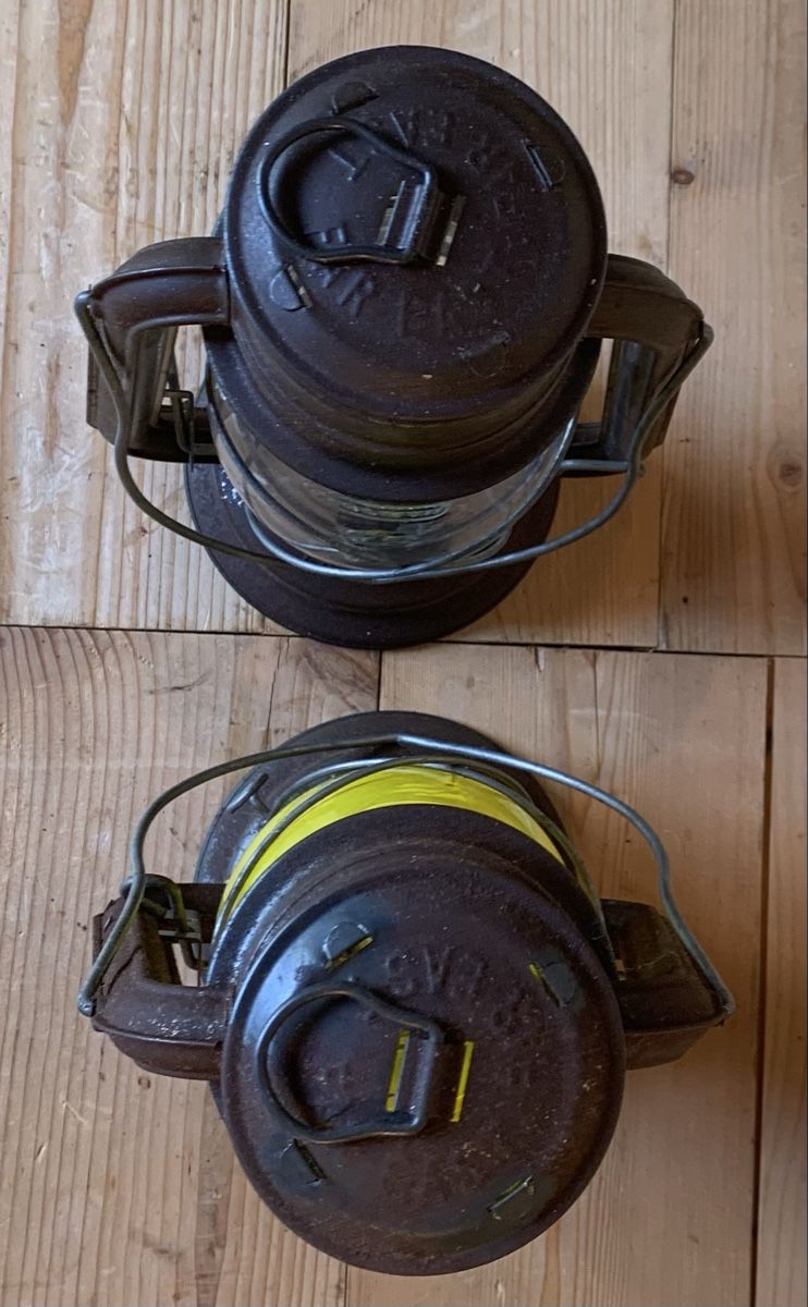 Lampen & Licht: 2 Petrollaternen Chalwyn der CH Armee – Gebraucht aus Goldingen von Bergler012 4