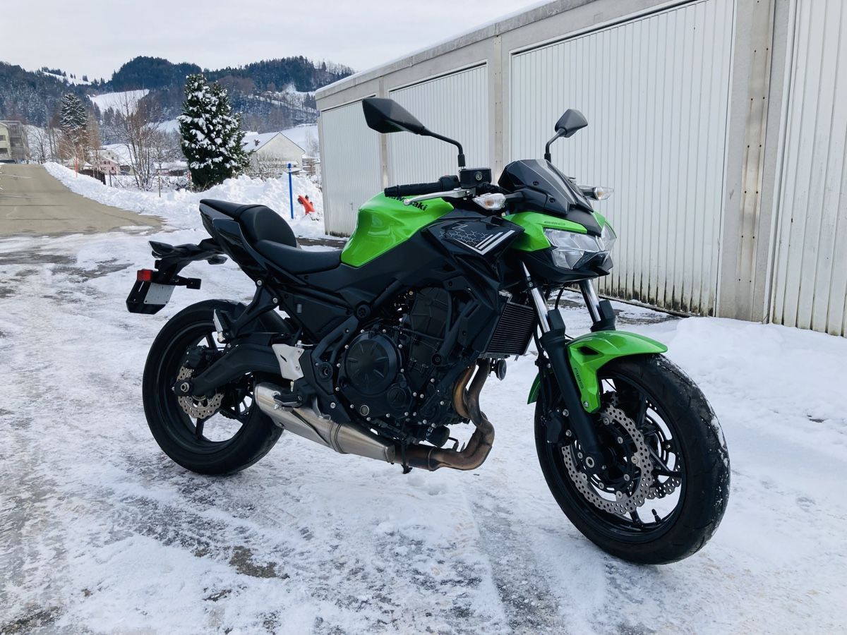 Kawasaki Strada: Kawasaki Z650 ABS 3400km – Usato da Bühler venduto da Evo85