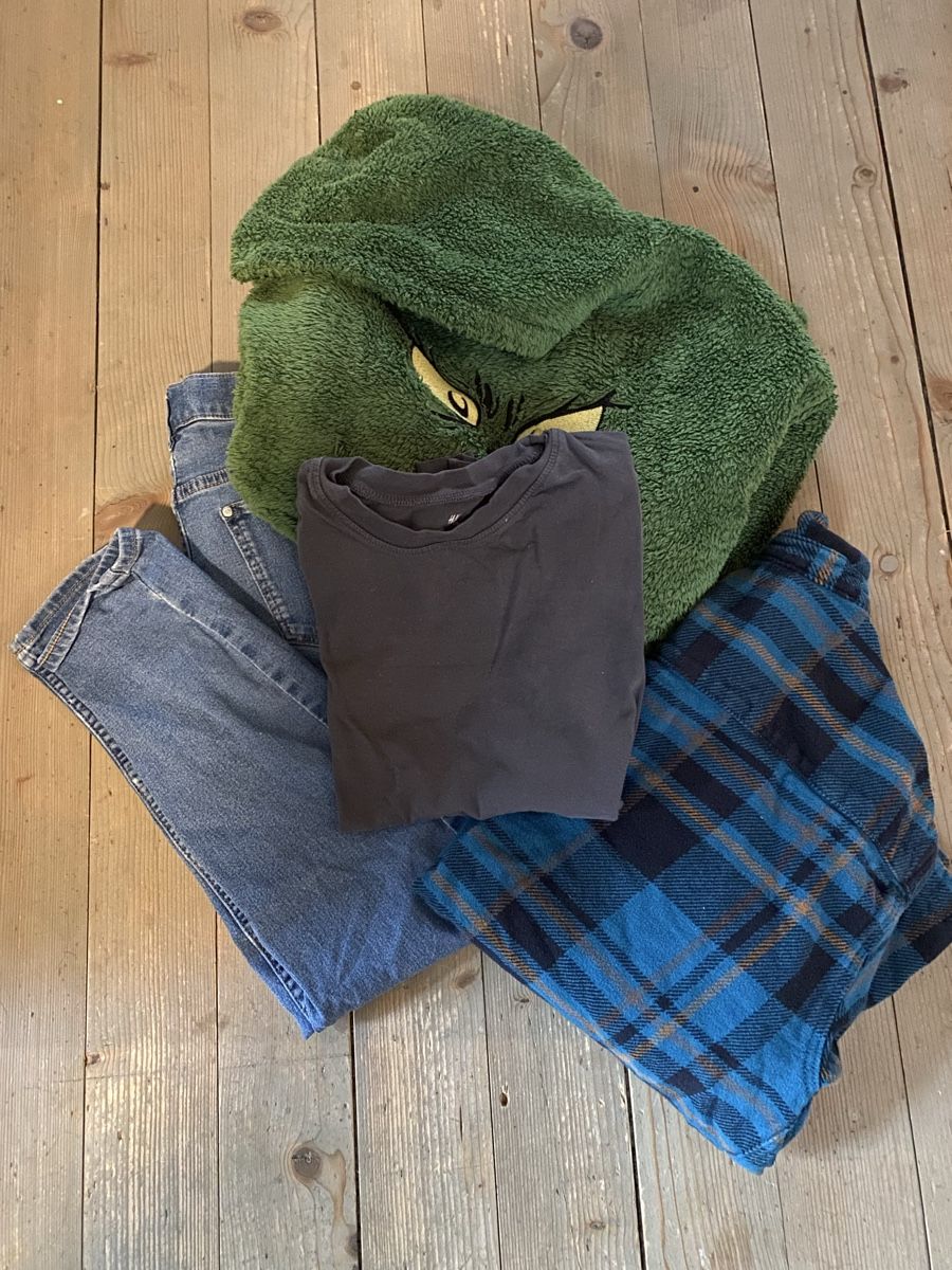 Lotti & Set di vestiti: Kleiderpaket Grösse 146 – Usato da Obergerlafingen venduto da Schilu-2017