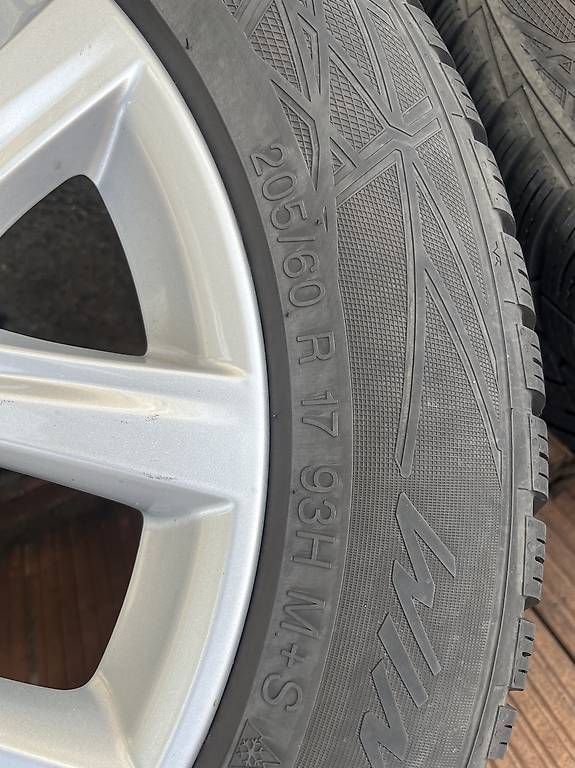Pneus & Roues: BMW X1 Kompletträder – D'occasion à Solothurn par fabioa18 2