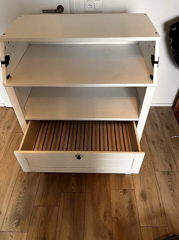 Ikea Fasciatoi & Accessori: Wikeltisch – Usato da Bazenheid venduto da SeppB16 1