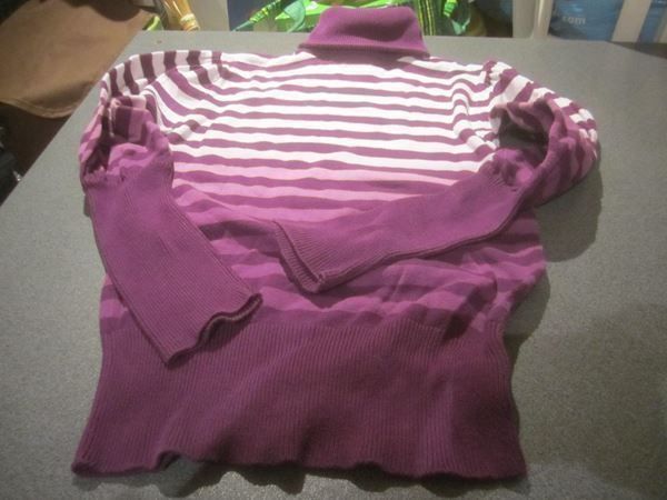 Maglioni & Felpe: Rollkragenpullover Grösse 140, violett – Usato da Zürich venduto da abraxas1291