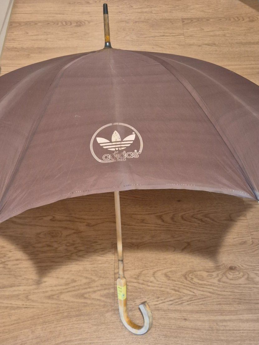 Ombrelli: Brauner Adidas Regenschirm, von EM 2008 – Usato da Horw venduto da mi.ba 1
