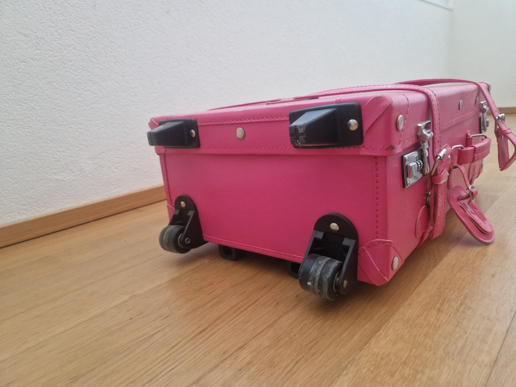 Valigie: Rollkoffer / Reisekoffer pink mit Rollen – Usato da Zug venduto da lem_bs5j 4