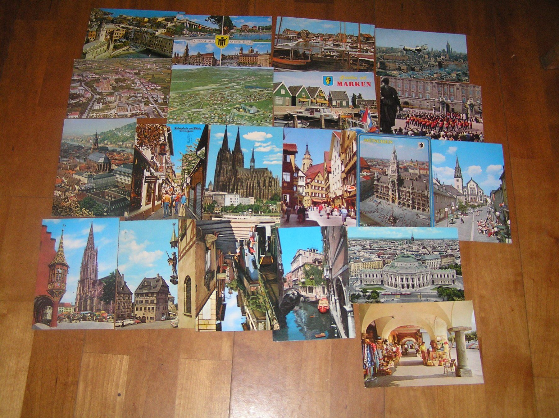 Cartoline postali: 1000 Diverse Karten Beschrieben – Usato da Lumbrein venduto da made02 6