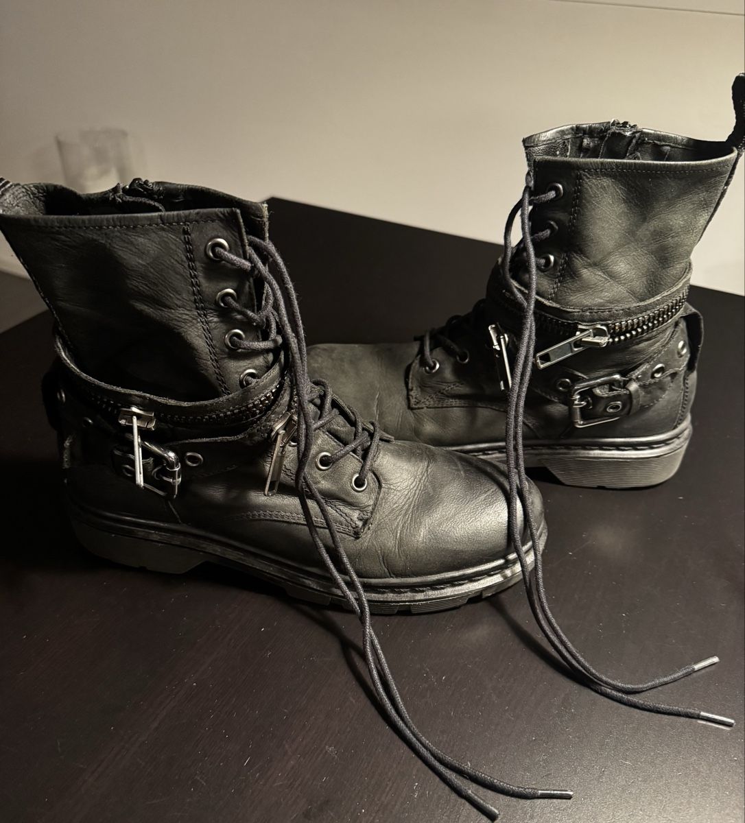 Scarpe da donna: Lederstiefel schwarz Gr. 39 – Usato da Zürich venduto da Jen10 5