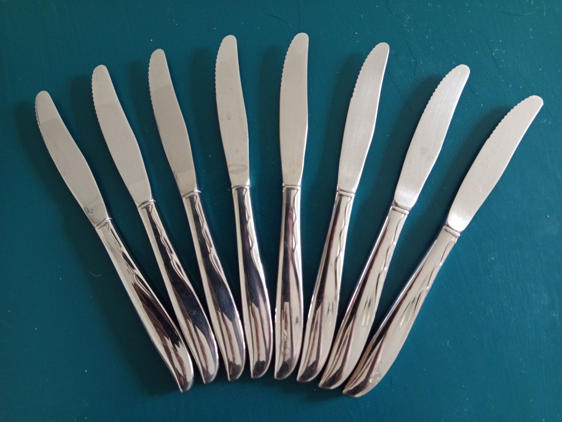 Coltelli da cucina: 8 Messer Oneida LTD "Duchess Stainless" – Usato da Bassersdorf venduto da alu_ps66