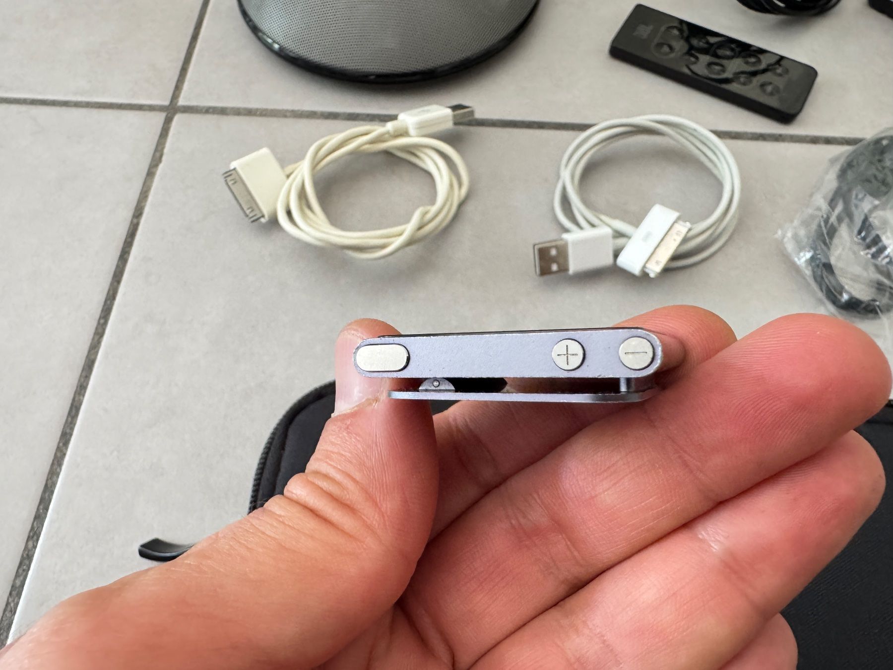 Apple Lettore multimediale portatile: Apple iPod nano (6e génération) + JBL On Stage Micro – Usato da Geneve venduto da iBest 5