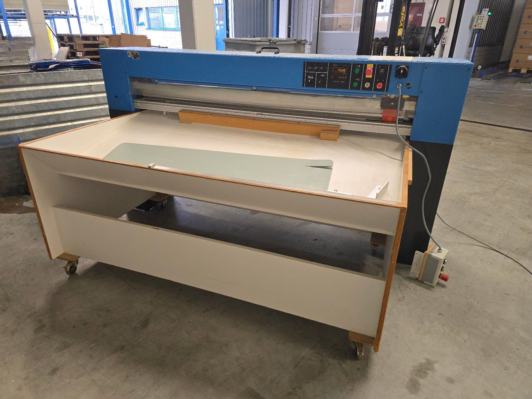 Tutte le macchine: Zuschnitttautomat ZA 420 – Usato da Derendingen venduto da EL4552 1