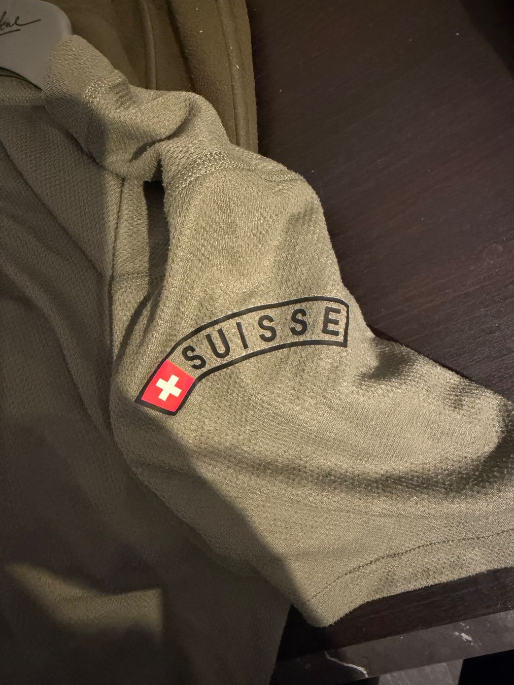 Schweizer Armee T-shirt: Schweizer Armee T-Shirt Grösse L – Usato da Niederglatt ZH venduto da vul_v86c 2