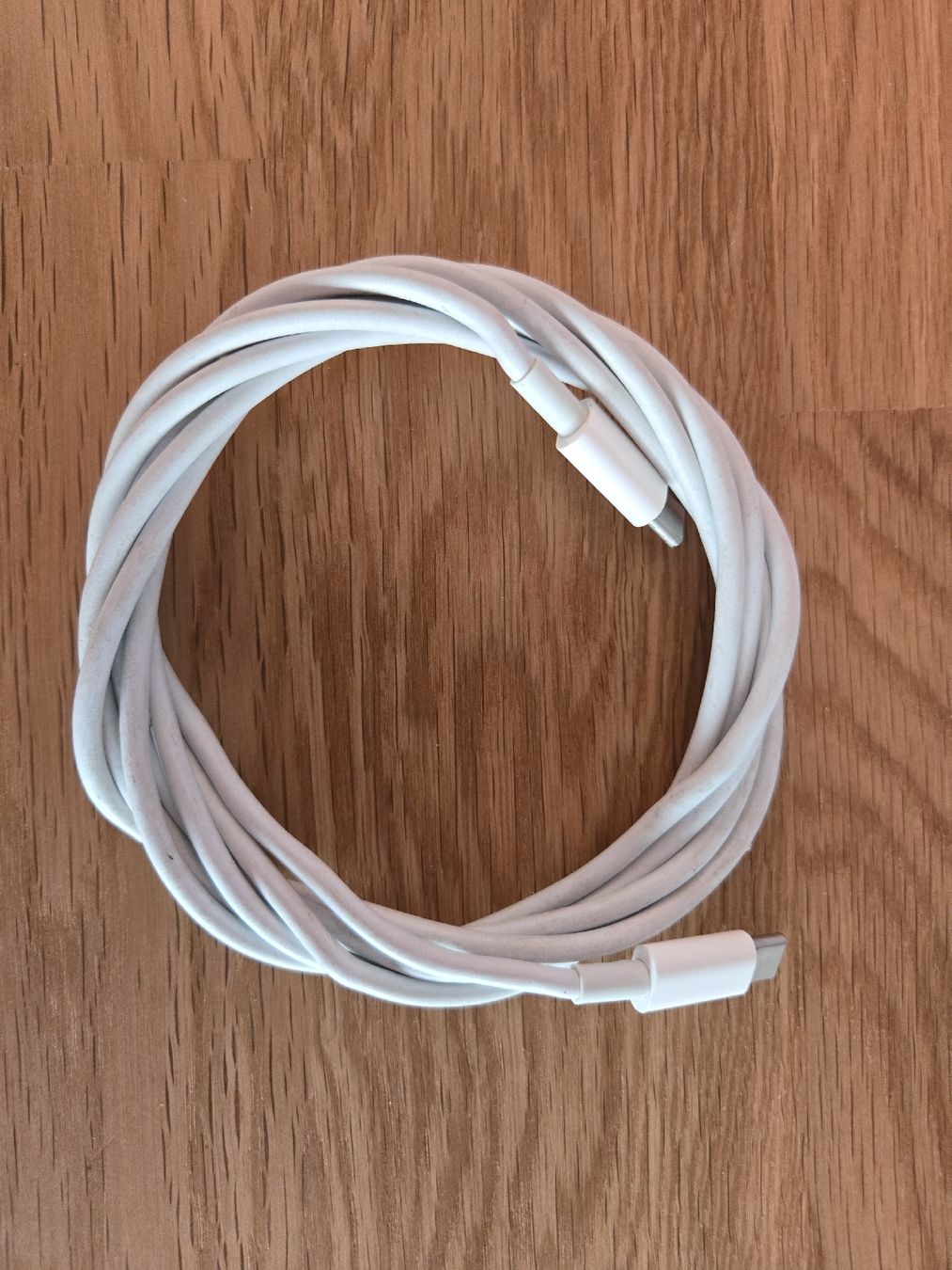 Apple Cavi: Apple MacBook USB-C ladekabel – Usato da Biberist venduto da Volo28