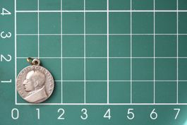 pivs.xII pont.max religion schmuck / individual jewellery