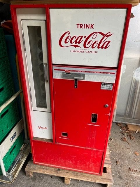 Coca-Cola Altro per Gastronomia & Hotel: coca cola vendo V50 automat – Difettoso da Emmenmatt venduto da flyrecords