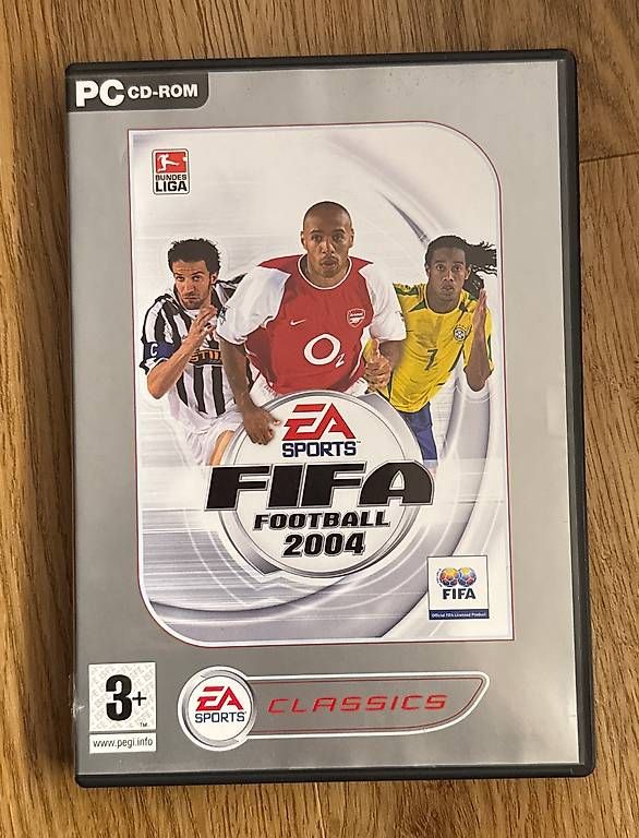 Giochi: Fifa Football 2004 – Usato da Winikon venduto da fabii011