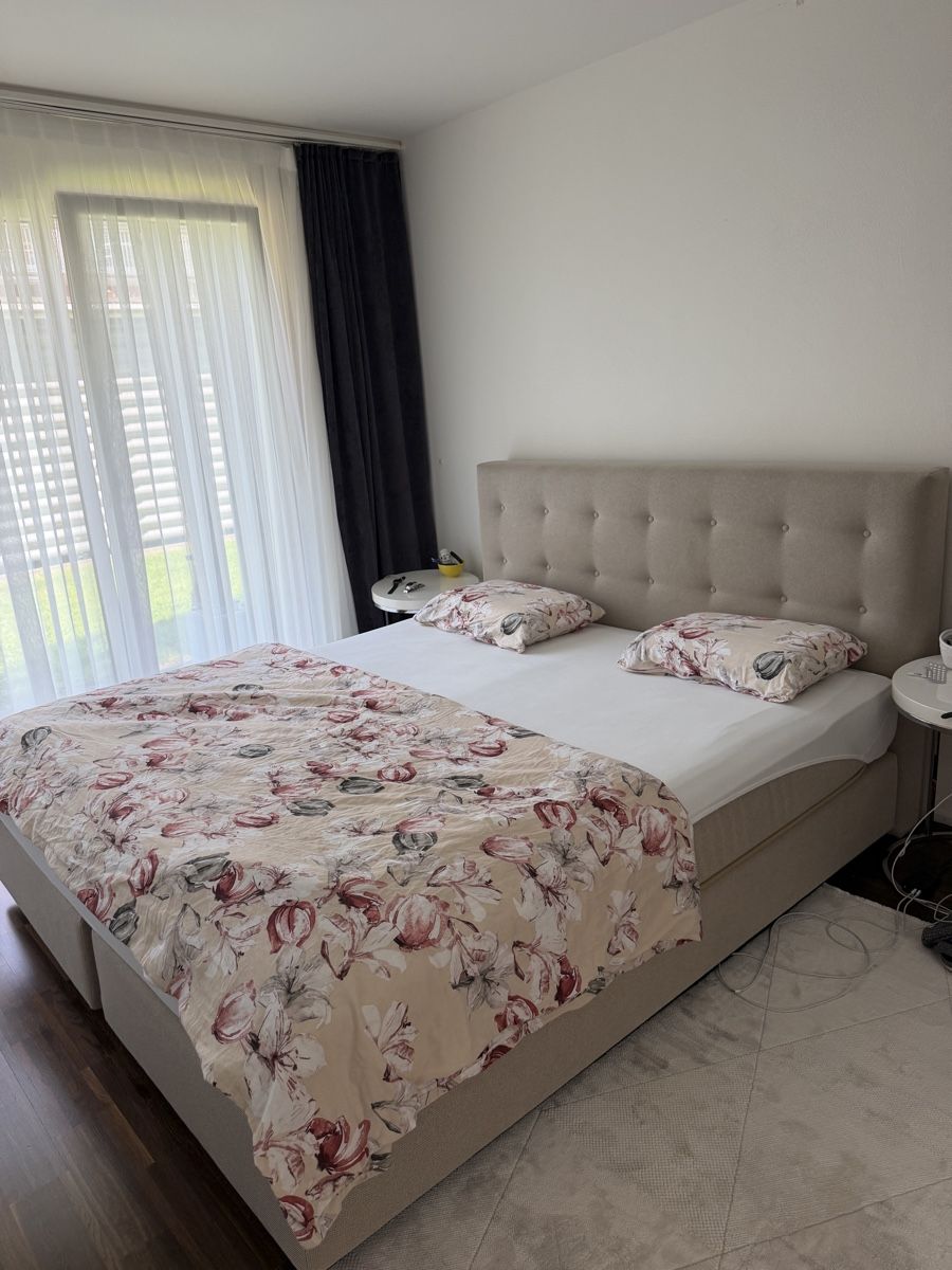 Letti: Bett Grösse 180x200 – Usato da Dübendorf venduto da Gencthh 1