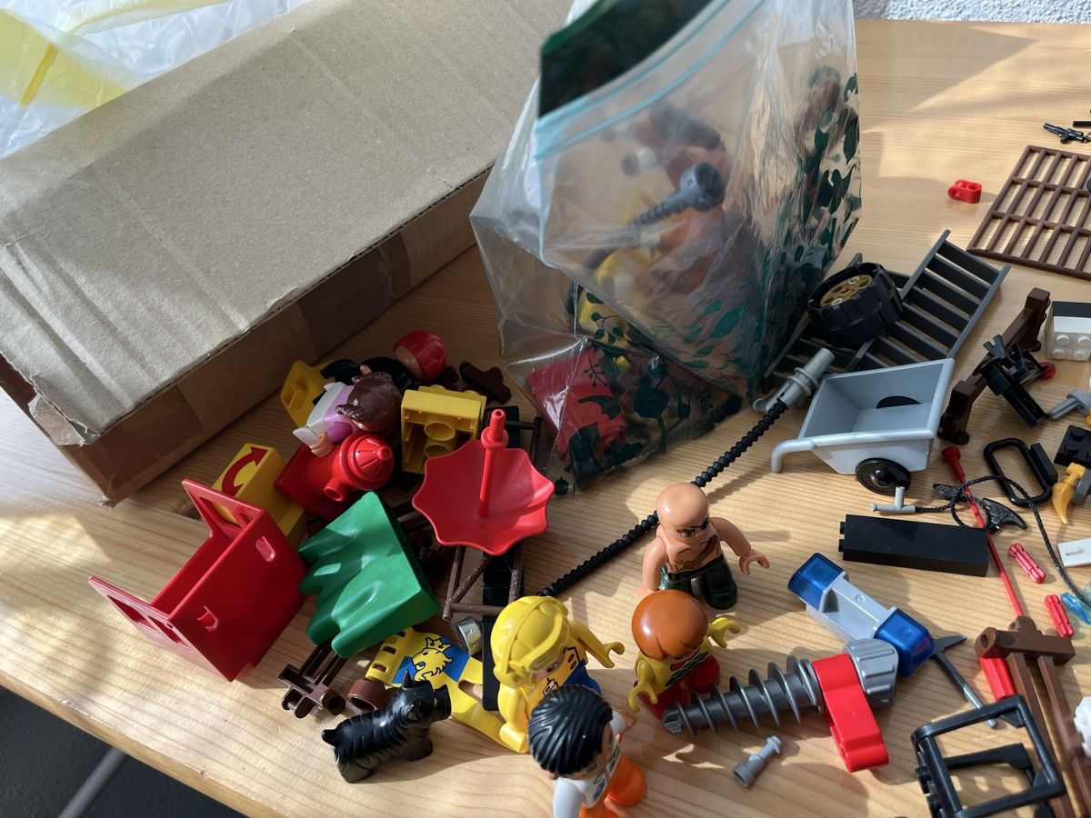 Lego Jouets: Lego und Duplo – D'occasion à Frauenfeld par adj04 6