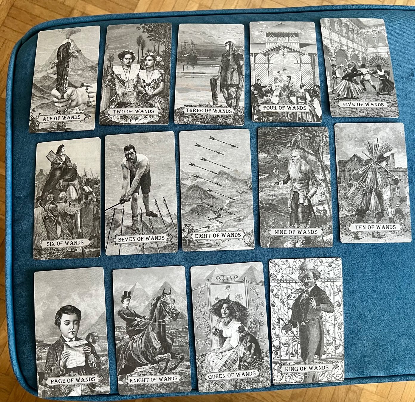 Jeux: The Lua Tarot Karten Deck - Maree Bento SAMMLERSTÜCK – Neuf (Voir description) à Effretikon par YaMn 6