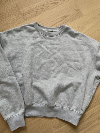 True Religion Gray Cotton Sweater - Stylish & Comfy!