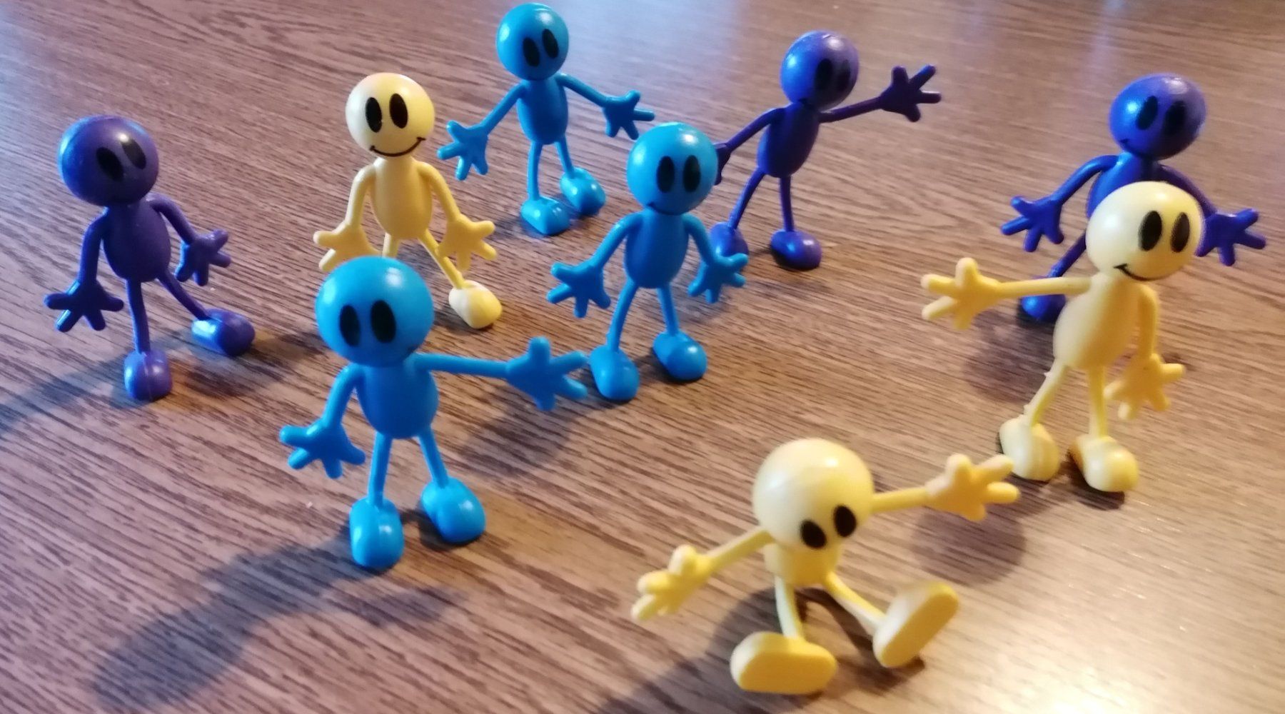 Giocattoli: Männchen Figuren - formbar - 9 Stk. – Usato da Oberurnen venduto da mackrokodile