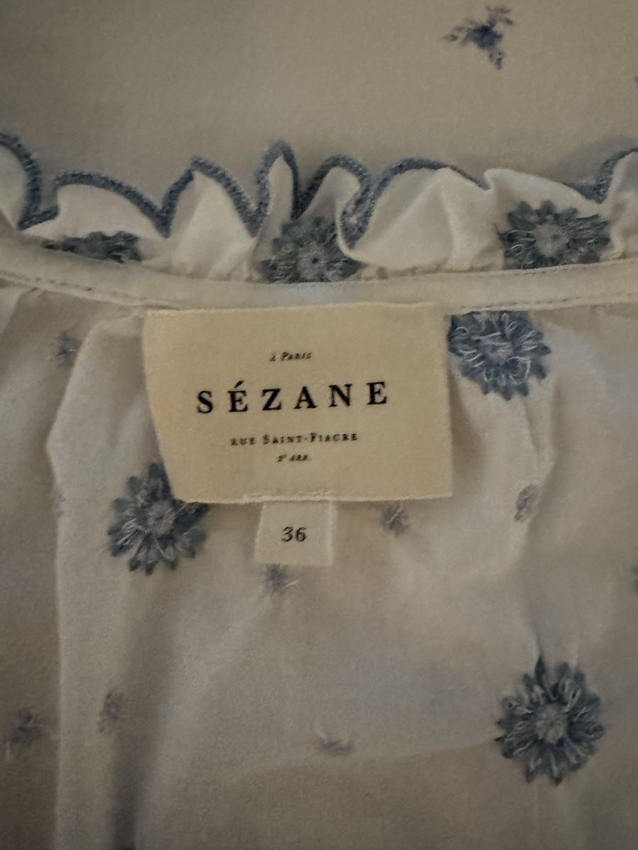 Sezane Top: Sèzane Kellia top – Nuovo (secondo la descrizione) da Aarau Rohr venduto da ash_m7hq 2