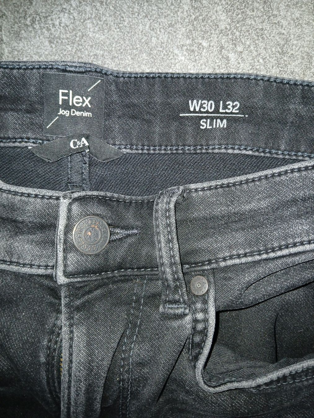 C&A Jeans: jeans 30 / 32 schwarz – Usato da recherswil venduto da papamoll71 1