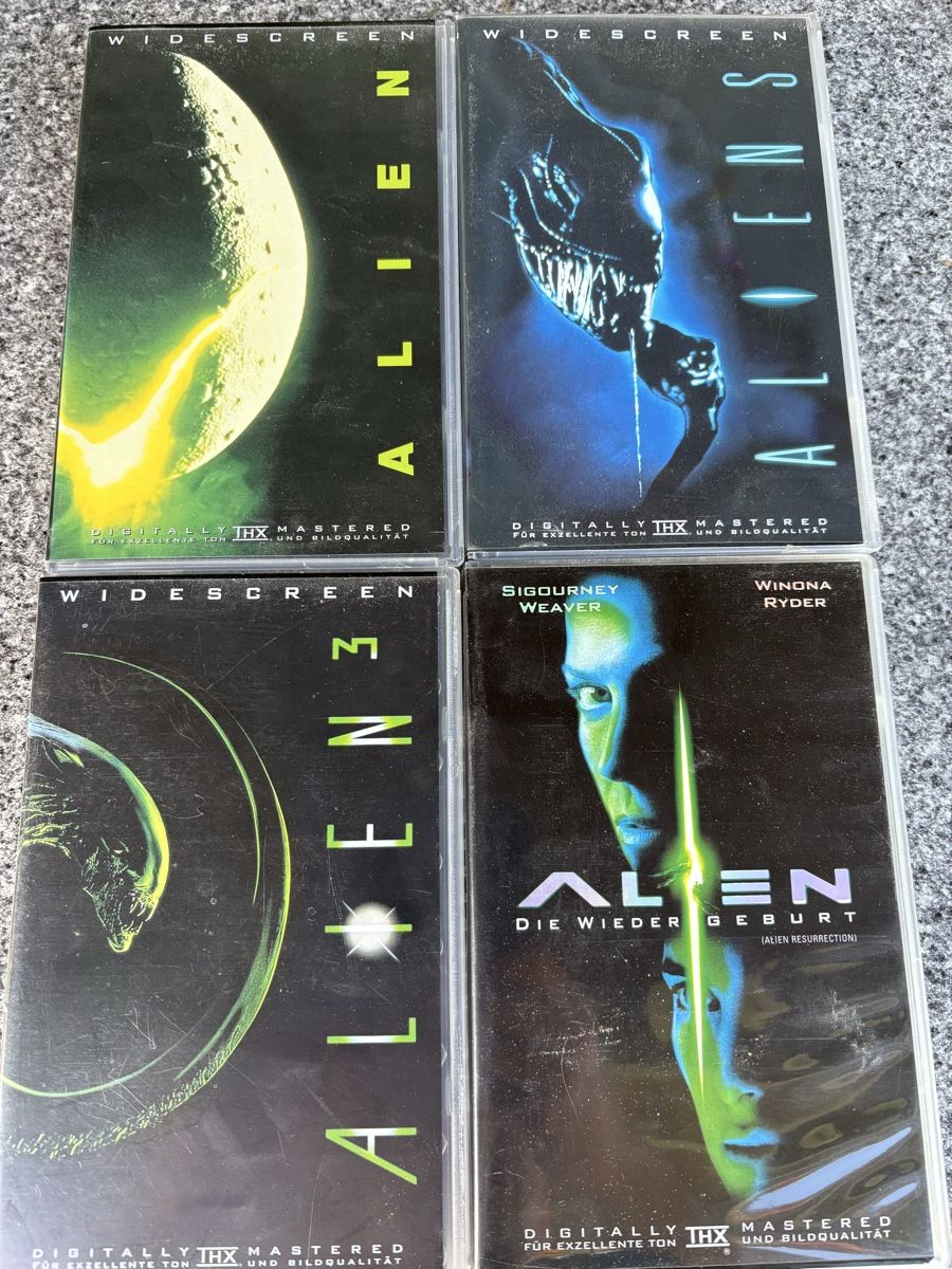 Toutes les VHS: VHS ALIEN 1-4 set – D'occasion à Herzogenbuchsee par warrior77 1
