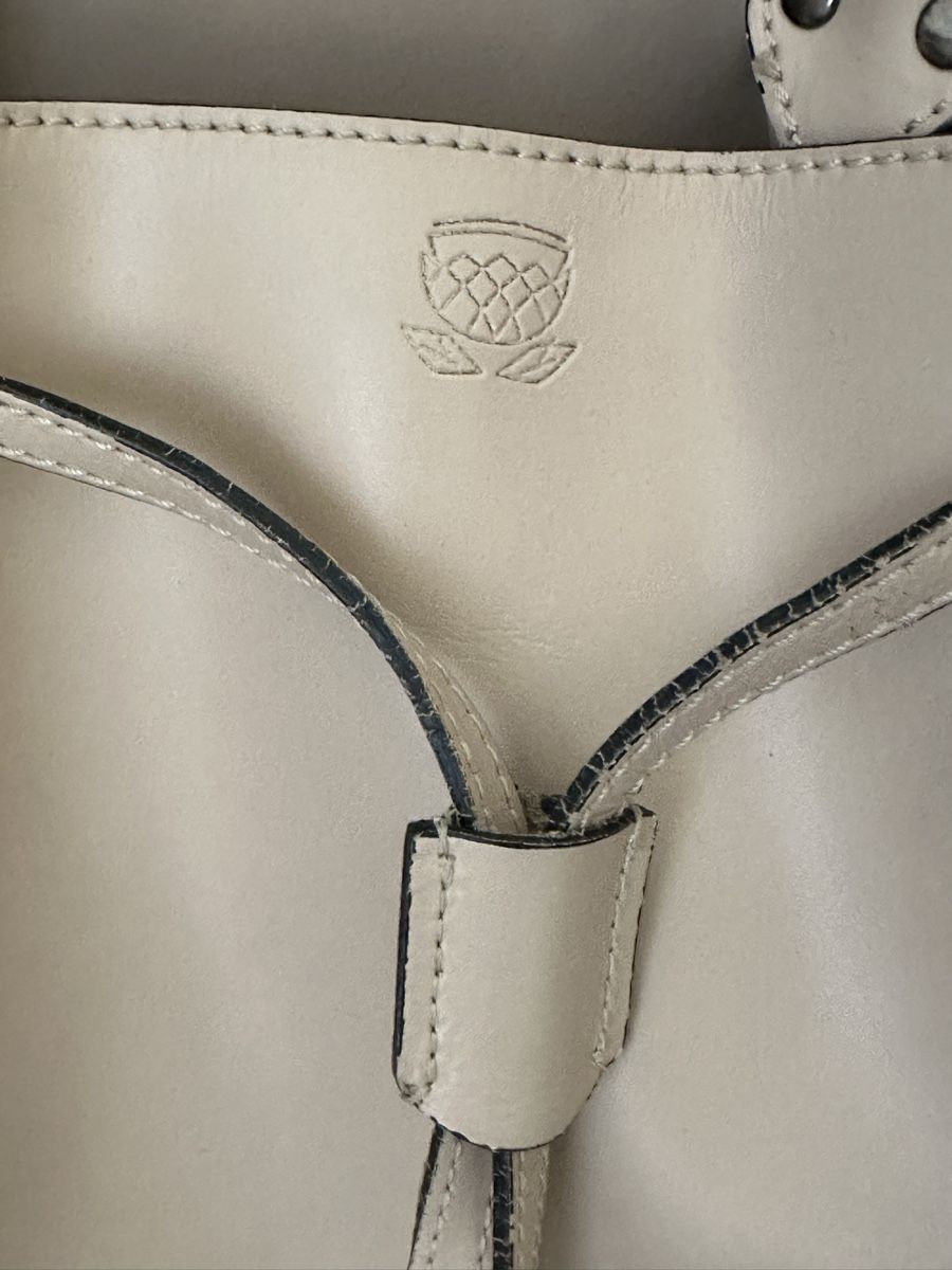 Taschen für Damen: Handgemachte Tasche aus Hartleder – Gebraucht aus Bern von Maria003 4