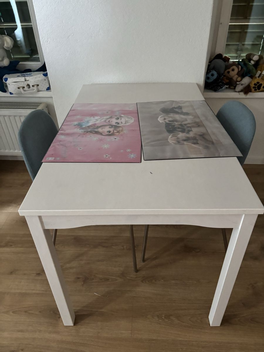 Tables: Tisch – D'occasion à Hilfikon par Elodie1990