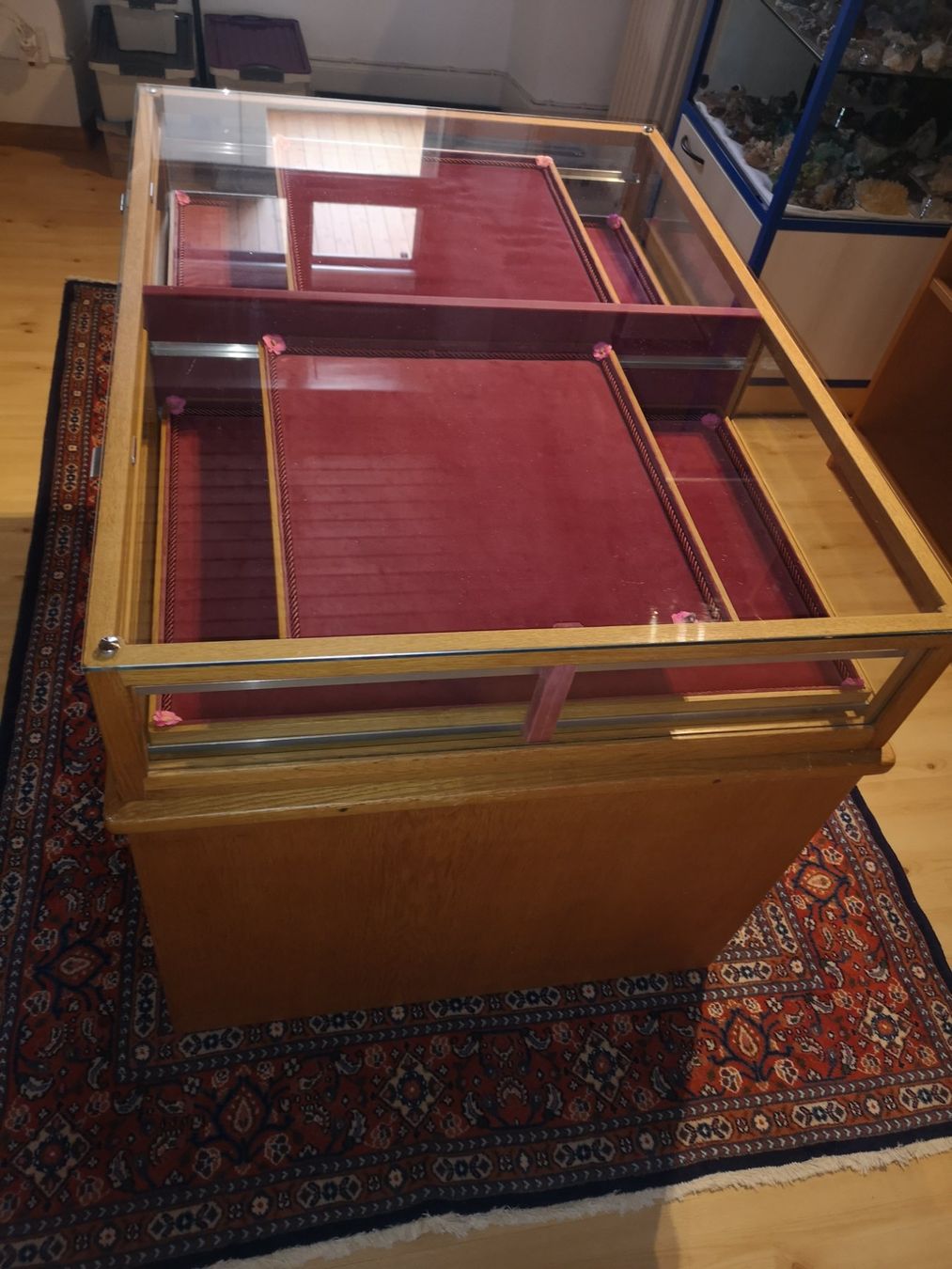 Vetrine: Vitrine aus den 1950 – Usato da Ormalingen venduto da Egra0 1