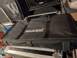 Pedalboard Warwick Rockcase mit Kabeln
