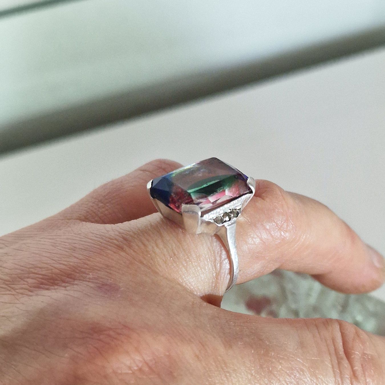 Anelli: Silberring Gr. 59 mit grossem Regenbogen Stein – Usato da Birr venduto da sen_8djr 5