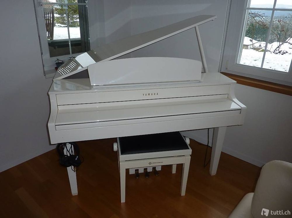 Yamaha clp 565 sales