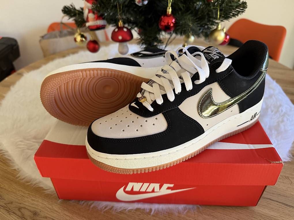Scarpe da uomo: Nike Air Force One | Sneaker neu | Gr.: 42,5 – Usato da Dietikon venduto da Chiron21