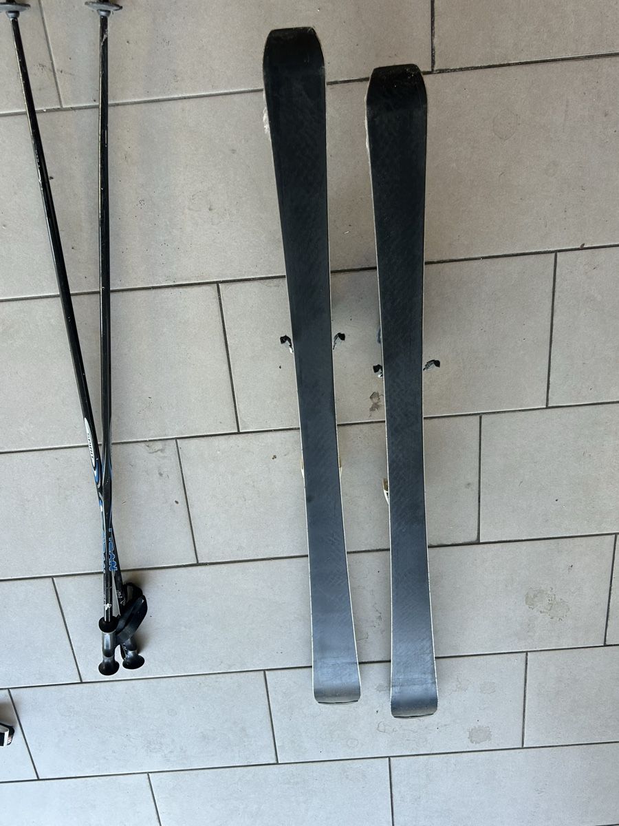 Atomic Skis: Atomic Ski 140 cm, mit Stöcken – Gebraucht aus Weinfelden von rapha_shk 1