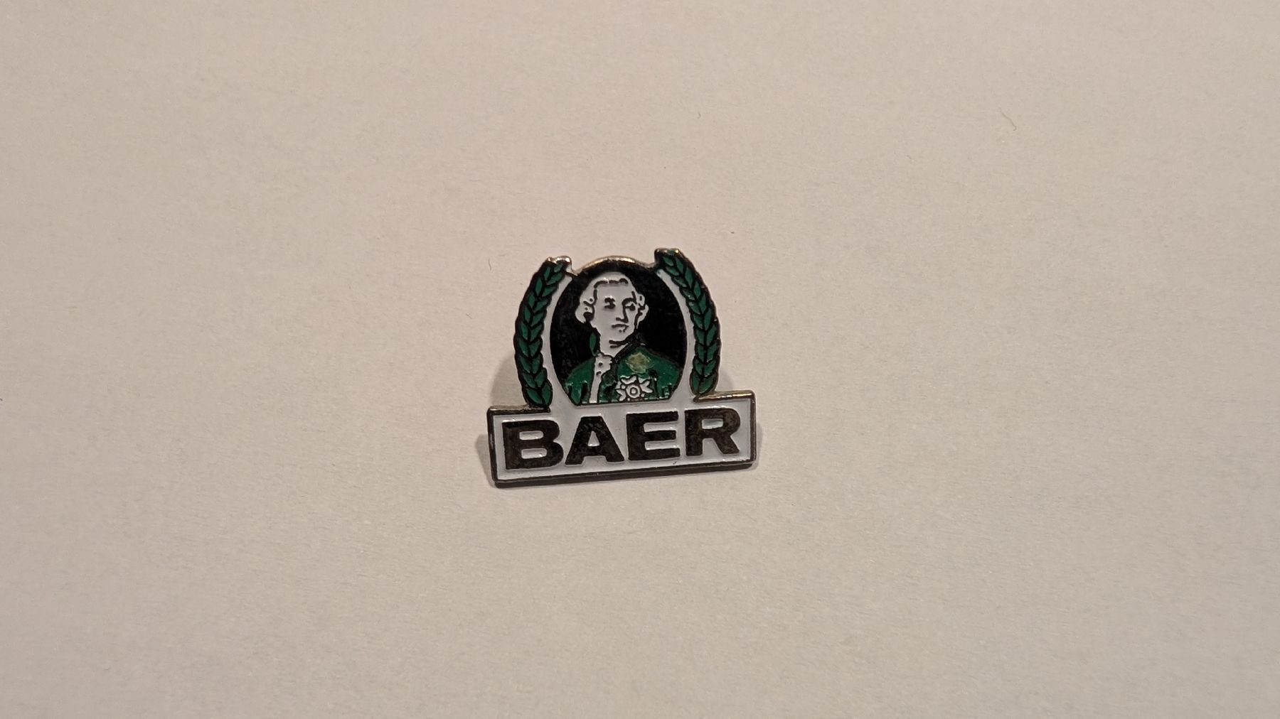 Placchette & Badge: Pin BAER – Nuovo (secondo la descrizione) da Olten venduto da NicoOnline