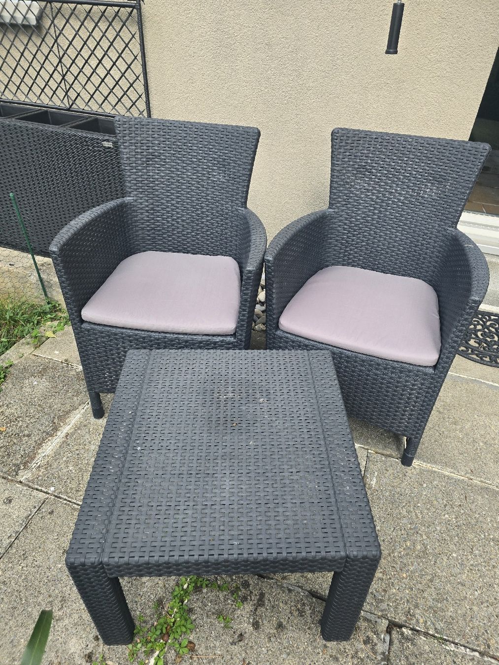 Conforama Tischset: Gratis!! Gartenlounge Set  – Gebraucht aus Zürich von Luana.N