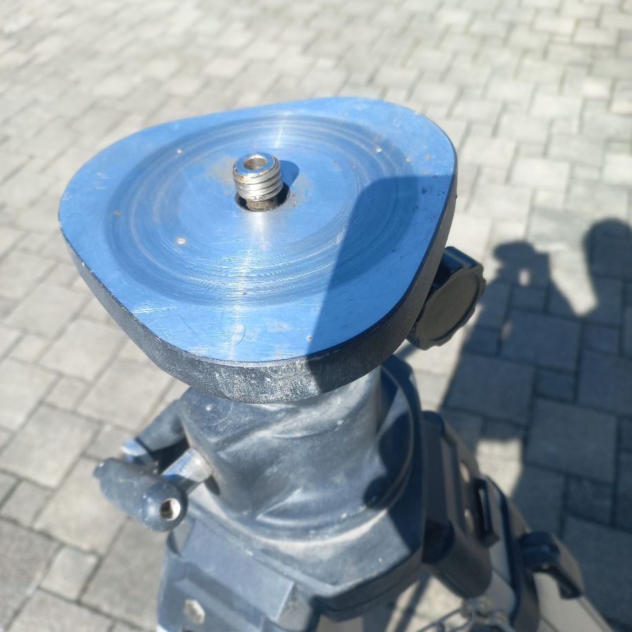 Laserliner Misurare: Laserliner Kurbelstativ P 260 cm – Usato da Jonen venduto da bue_b7z7 2