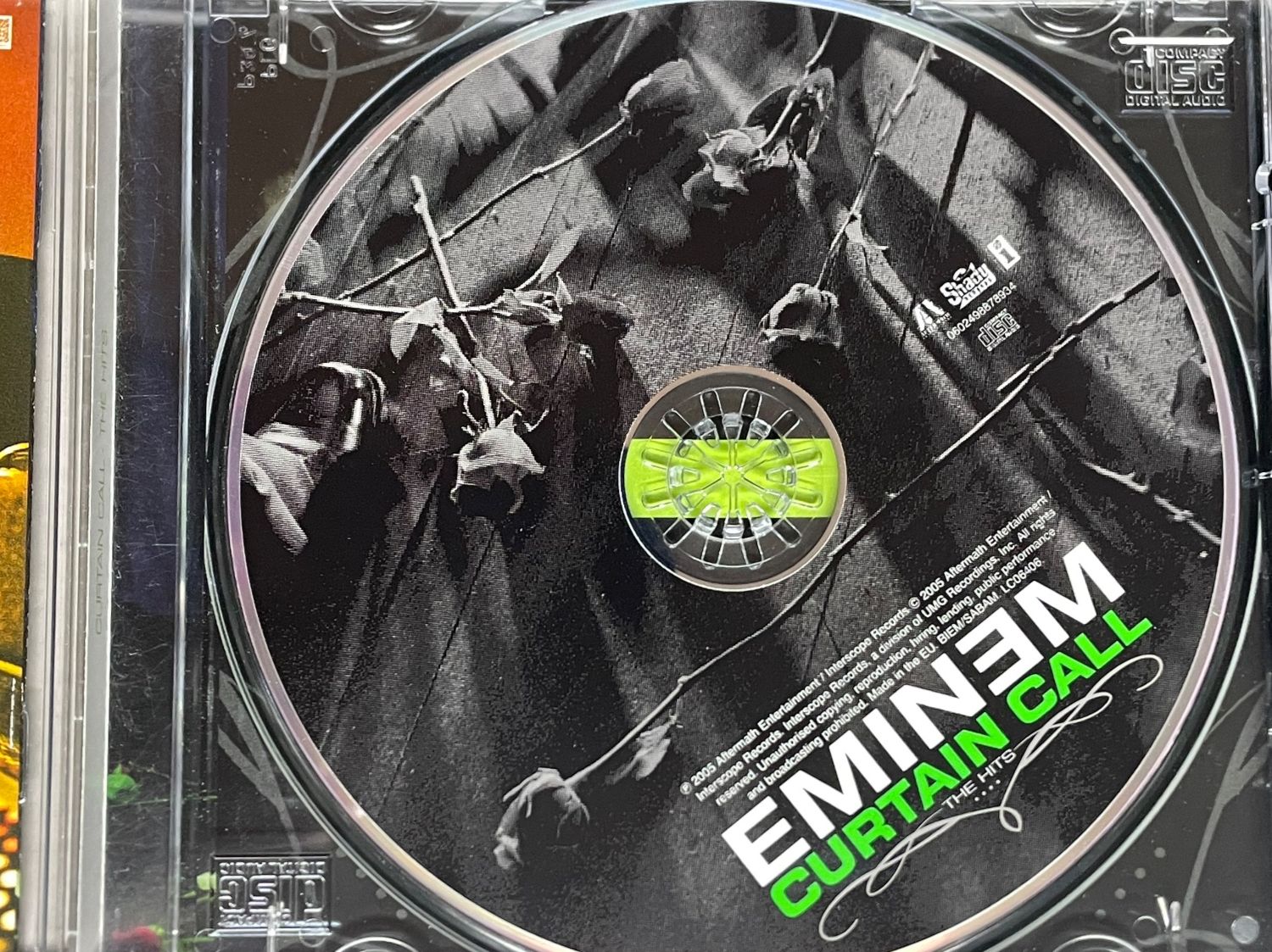 CD: Eminem - Curtain Call - Greatest Hits – Usato da Muri b. Bern venduto da AdidasCollector 3