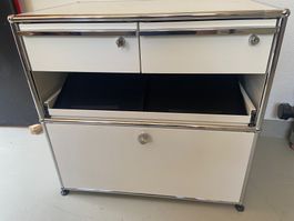 USM Haller Korpus weiss mit 3 Schubladen neuwertig