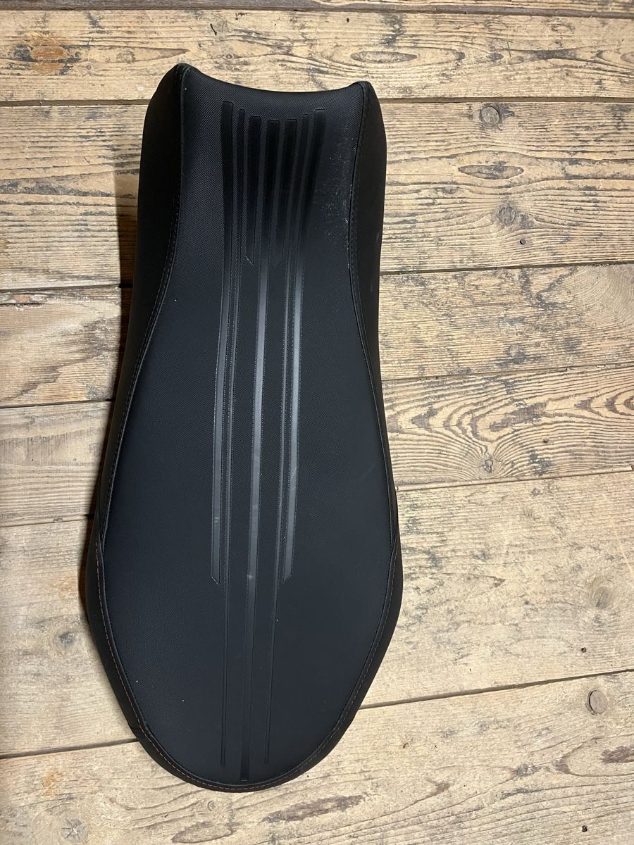 Strada: Sella ribassata Ducati scrambler desert sled – Usato da Rovio venduto da Birusso