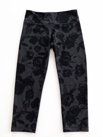 Lululemon Wunder Under Crop Floral Gr. 4