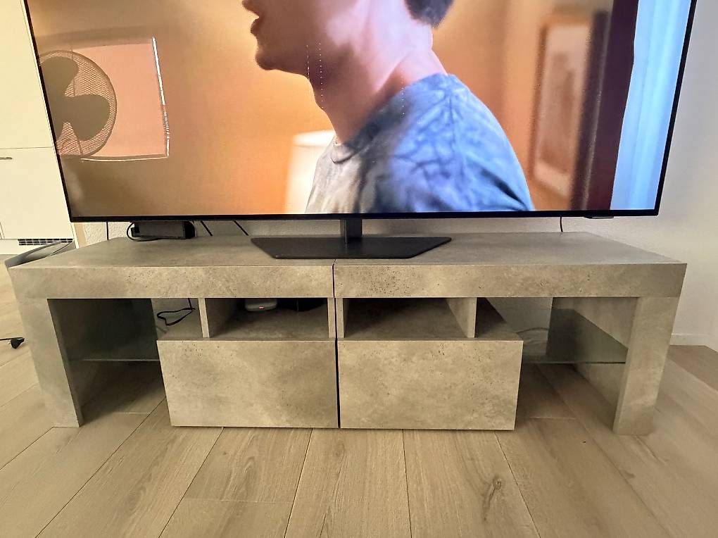 Meubles TV: Fernsehkommode – D'occasion à Benken SG par sar_9dsn 1