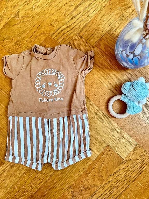 Strampler: Romper / Sommer Bodys Grösse 62/68 – Gebraucht aus Luzern von len_s95k 2