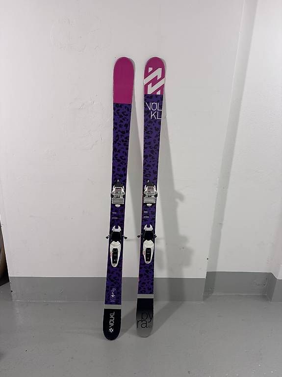Sci: Freeski Völkl – Usato da Utzenstorf venduto da lad_s52h